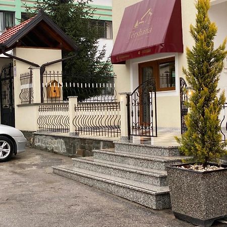Guesthouse Tershana Peshkopi Exteriör bild