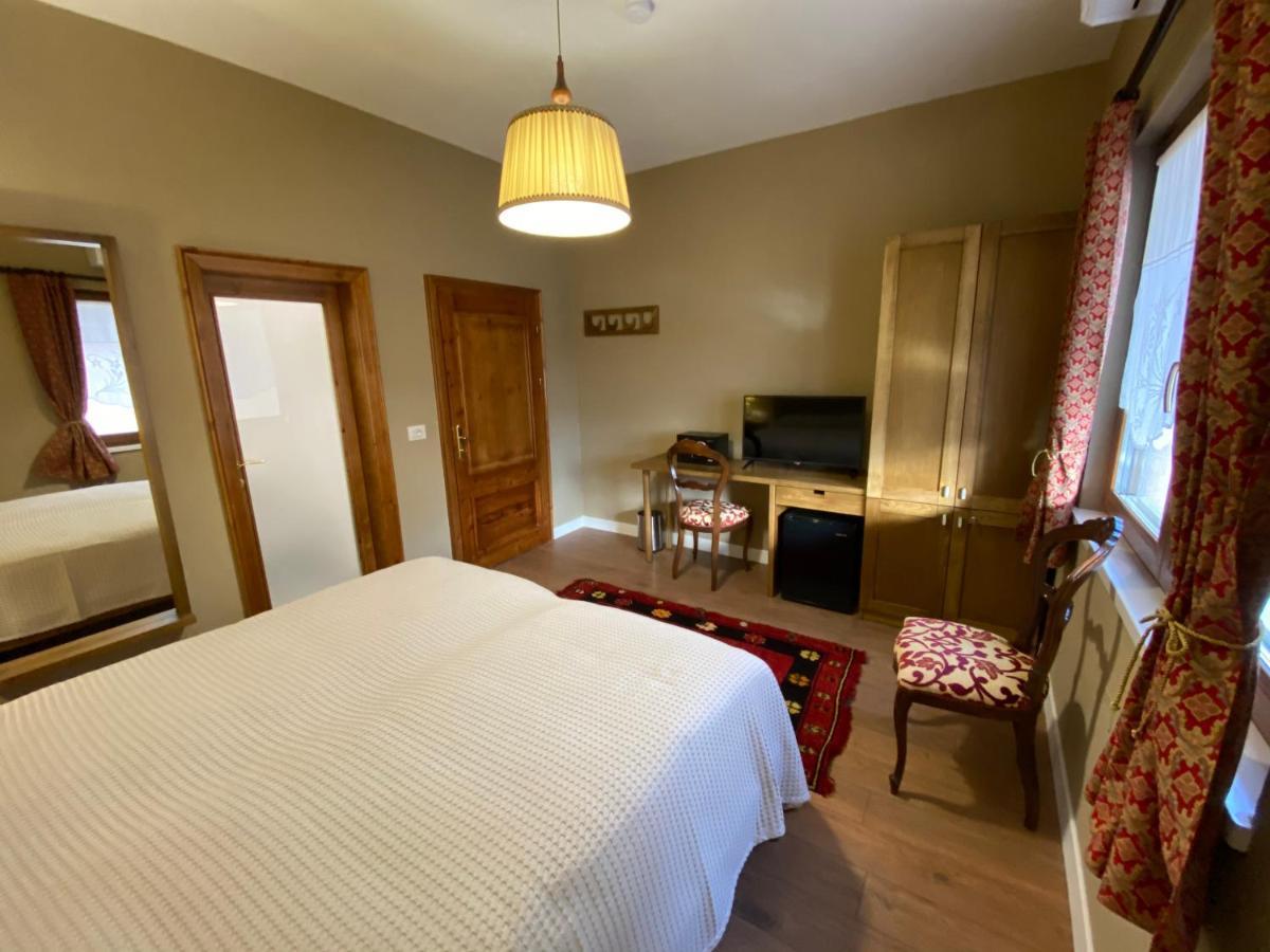 Guesthouse Tershana Peshkopi Exteriör bild