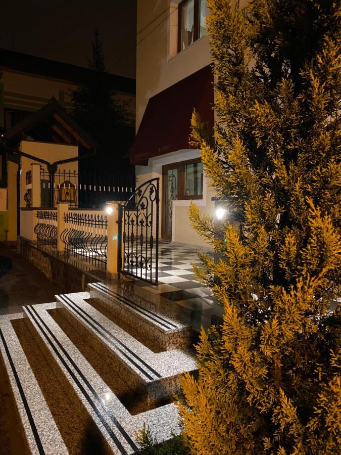 Guesthouse Tershana Peshkopi Exteriör bild